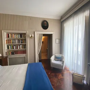 Royal In San Domenico Maggiore Apartment